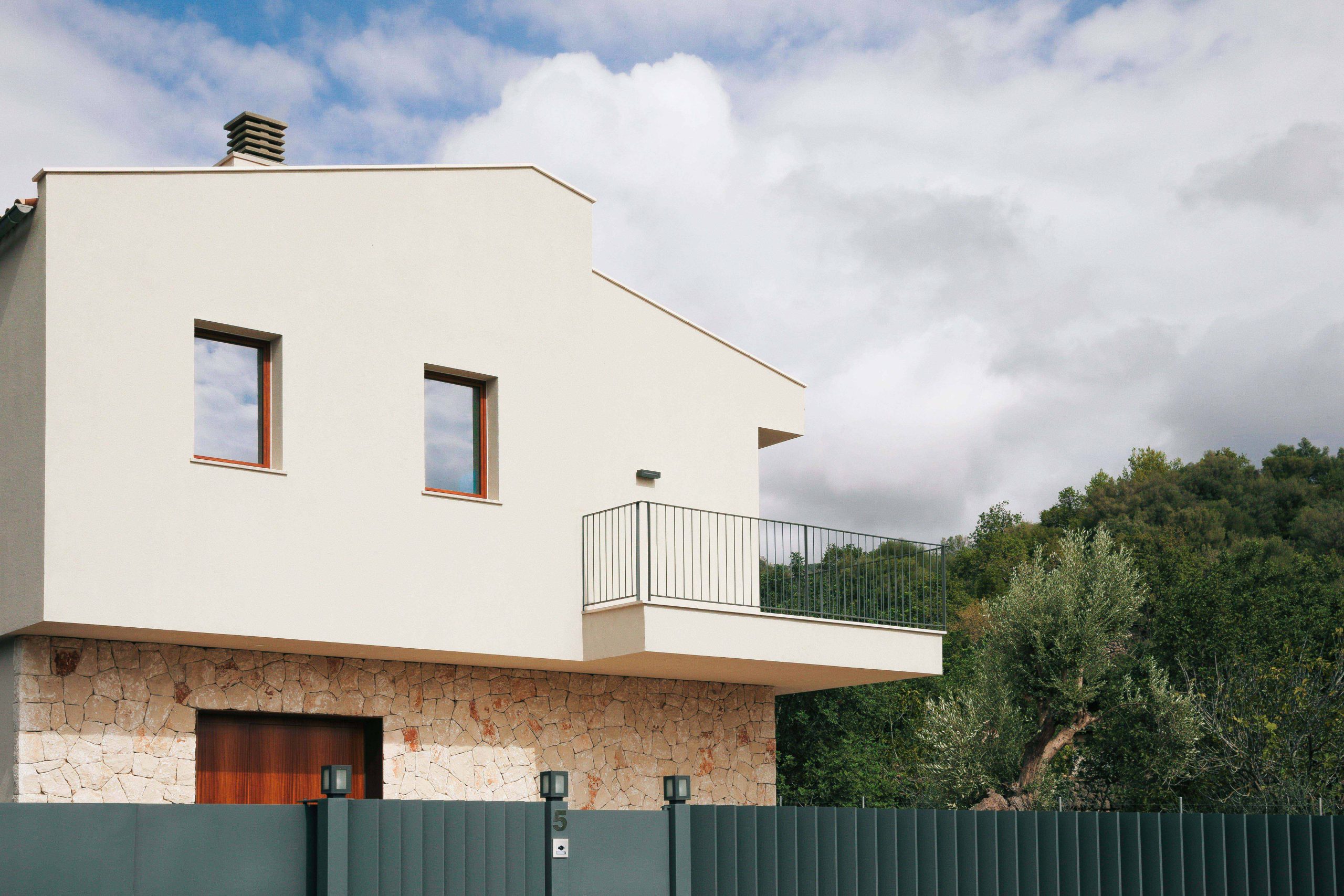 pérgolas en casas ecológicas